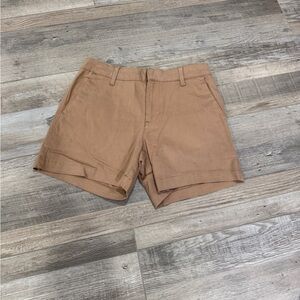 Banana republic short size 6